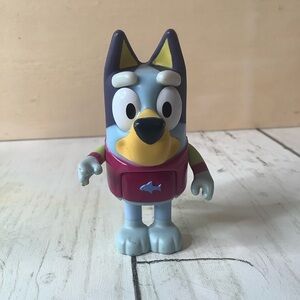 Disney Junior Bluey Pool Time Action Figure Shark Swim Shirt Moose Toys